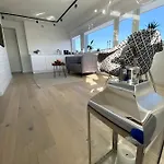 Leo Διαμέρισμα *