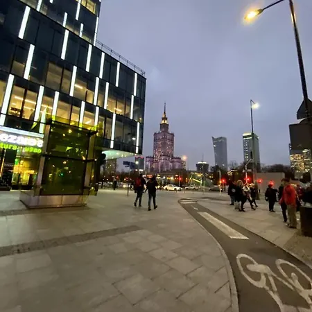 Leo * Warsaw